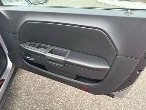 Used 2013 Dodge Challenger R/T RWD image 14