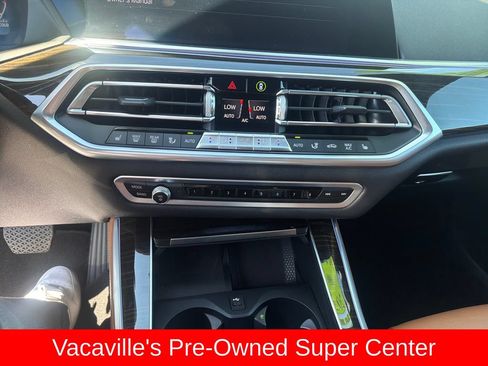 Used 2019 BMW X5 xDrive40i w/ Premium Package AWD/4WD image 18