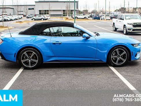 Used 2024 Ford Mustang Premium image 9