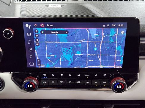 Used 2023 GMC Canyon AT4X image 37