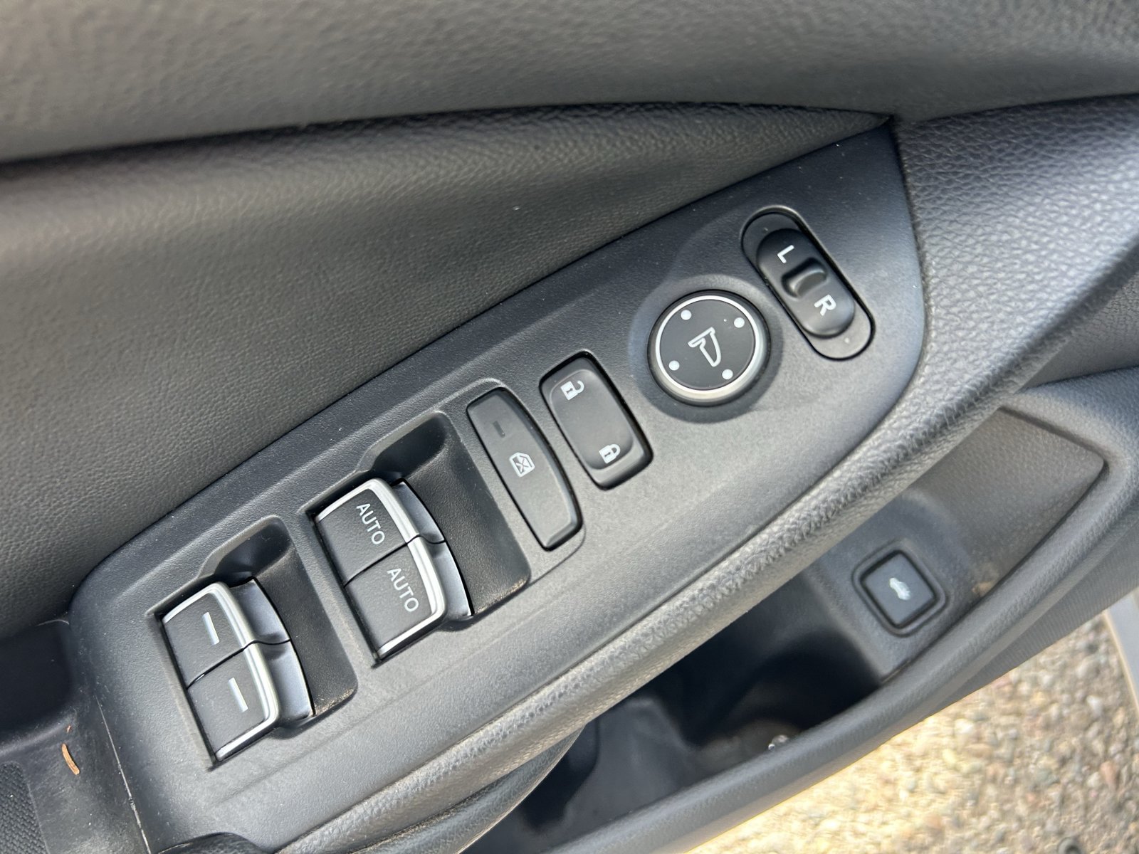 Used 2020 Honda Accord Sport image 15