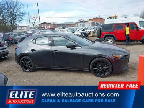 Used 2022 MAZDA MAZDA3 s image 26