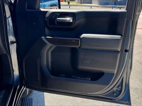 Used 2020 Chevrolet Silverado 1500 LT w/ Texas Edition image 22