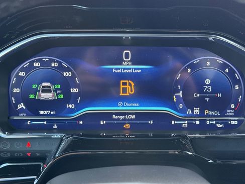 Used 2024 Chevrolet Silverado 1500 LT image 21