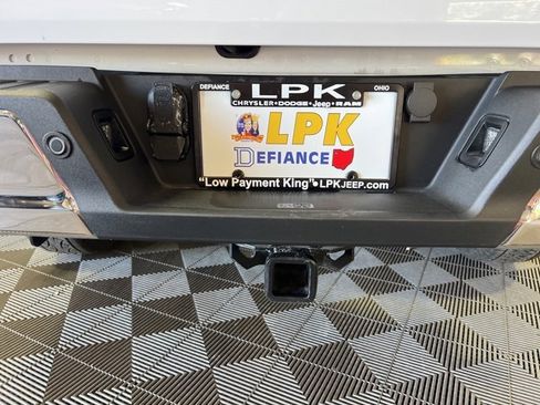 Used 2023 Ford F150 XLT image 5