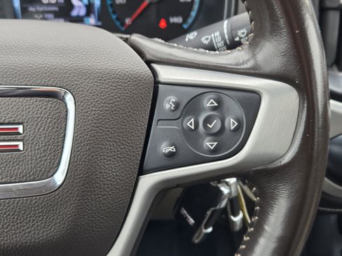 Used 2018 GMC Canyon SLT w/ Trailering Package image 32