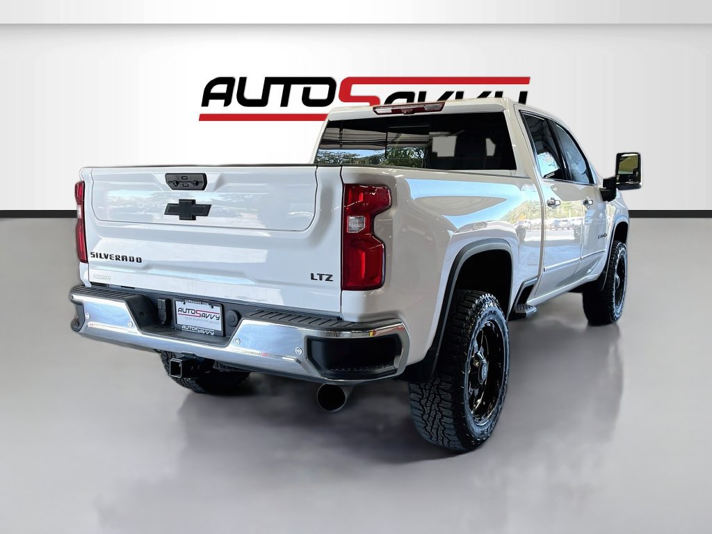 Used 2022 Chevrolet Silverado 2500 LTZ w/ LTZ Premium Package AWD/4WD image 7