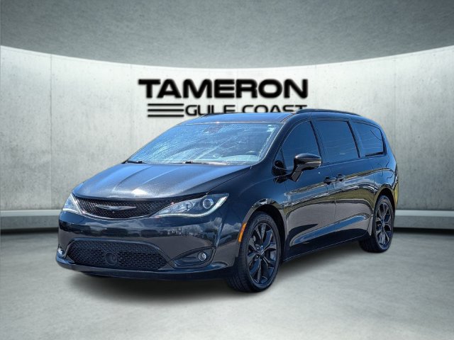 Used 2019 Chrysler Pacifica Limited w/ Advanced Safetytec Group FWD image 1