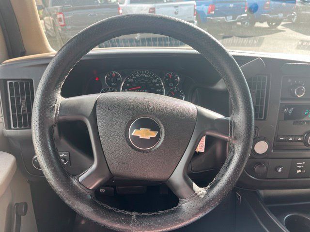 Used 2012 Chevrolet Express 2500 RWD image 33