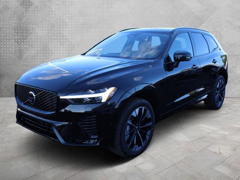 New 2026 Volvo XC60 B5 Plus w/ Protection Package Premier image 2