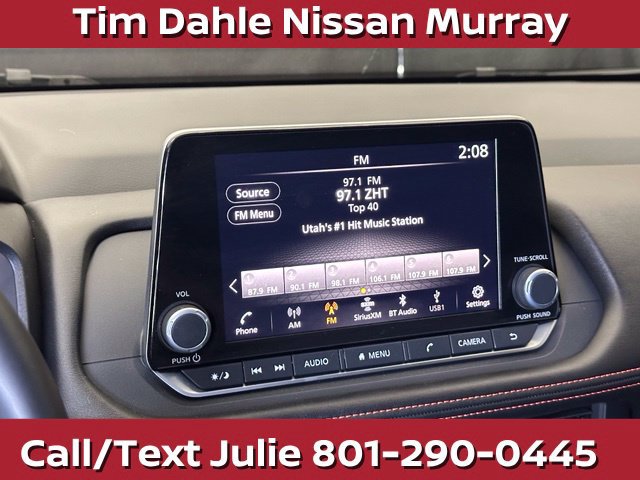 Used 2025 Nissan Rogue SV AWD/4WD image 27