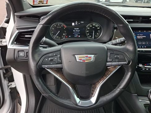 Used 2020 Cadillac XT6 Premium Luxury AWD/4WD image 20