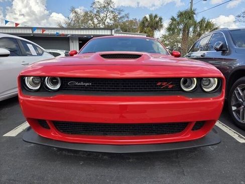 Used 2019 Dodge Challenger R/T Scat Pack image 2