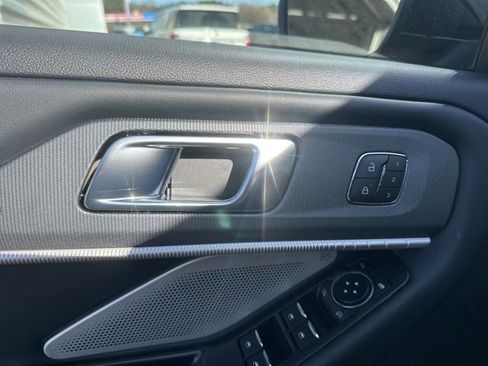 New 2026 Ford Explorer ST w/ Sun And Sound Package image 12
