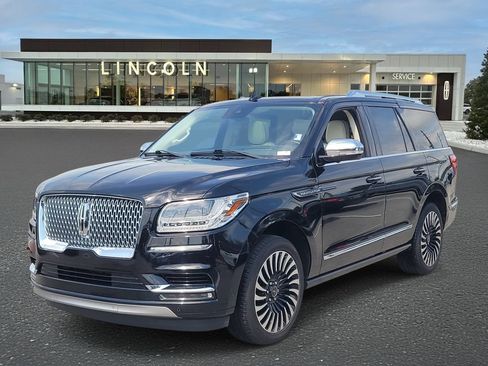 Certified 2021 Lincoln Navigator Black Label AWD/4WD image 2