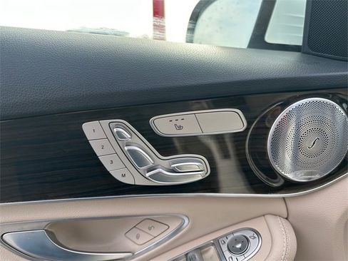 Used 2021 Mercedes-Benz C 300 C 300 image 20