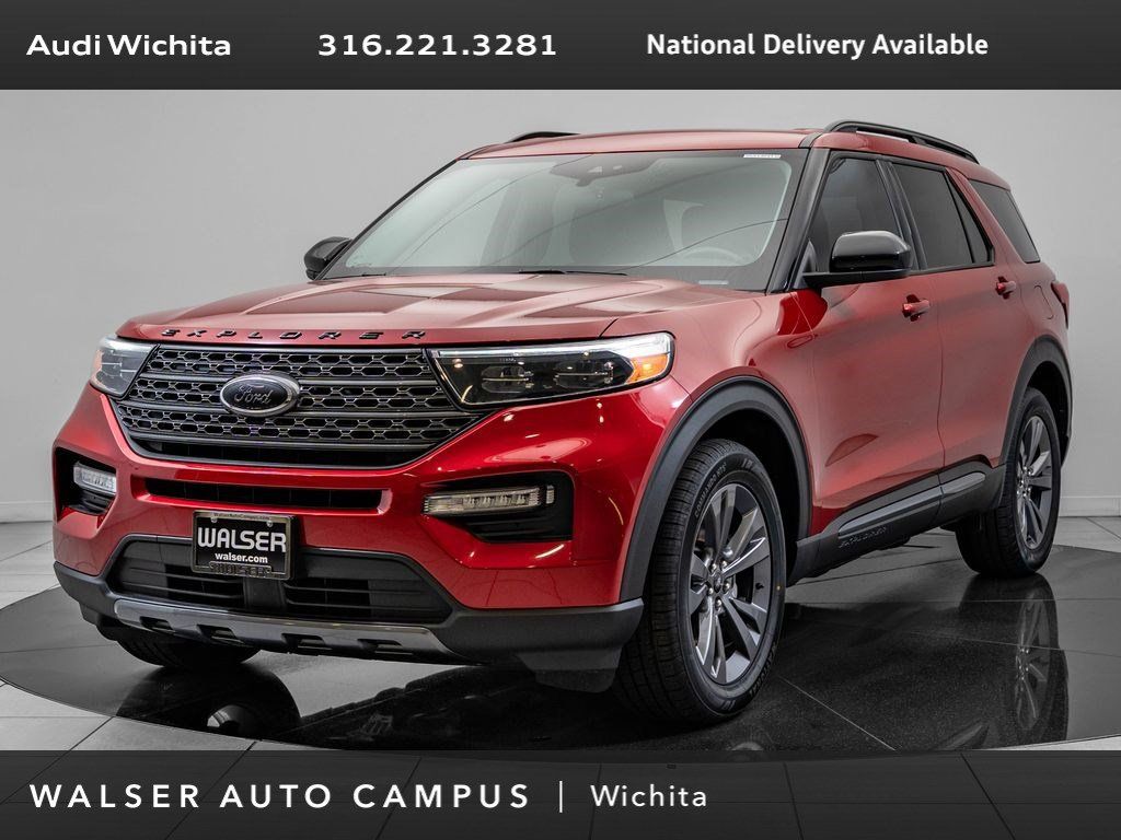 Used 2023 Ford Explorer XLT w/ Equipment Group 202A AWD/4WD image 1