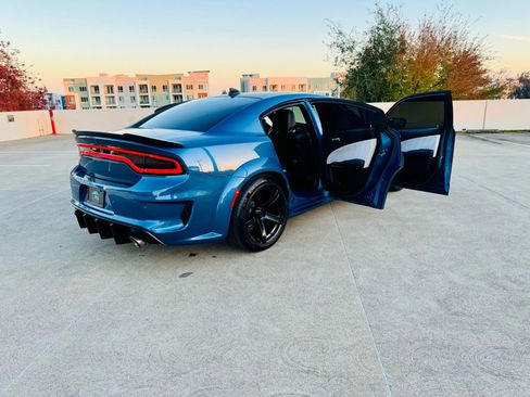 Used 2020 Dodge Charger Scat Pack w/ Dynamics Package image 27