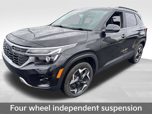 Used 2024 Kia Seltos EX AWD/4WD image 10