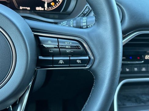 Certified 2025 MAZDA CX-70 Plug-In Hybrid w/ Premium Plus AWD/4WD image 33