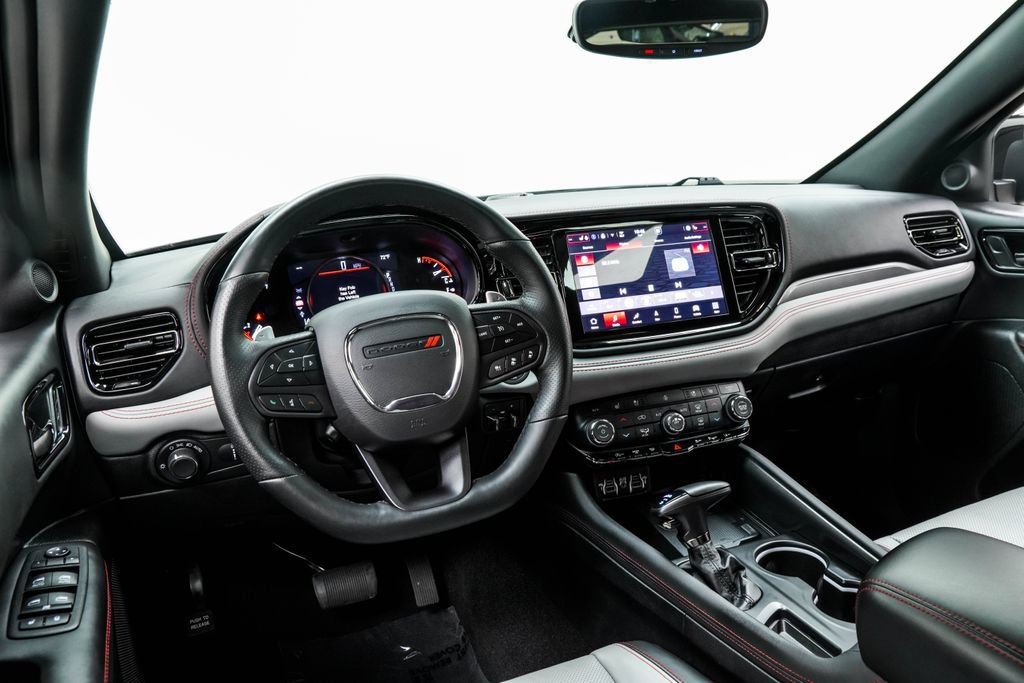 Used 2024 Dodge Durango GT AWD/4WD image 16