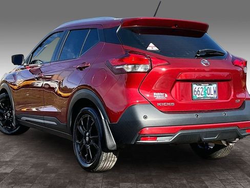 Used 2020 Nissan Kicks SR w/ SR Premium Package image 13