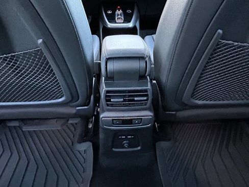 Used 2023 Audi Q4 e-tron Premium Plus w/ Premium Plus image 60