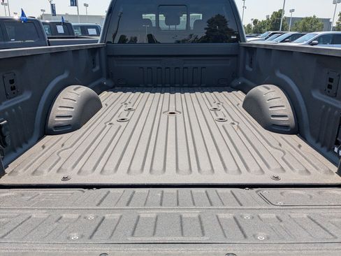 Used 2026 Ford F450 Platinum w/ Platinum Plus Package AWD/4WD image 31