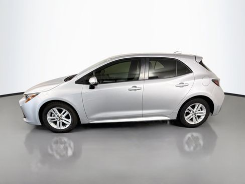 Used 2022 Toyota Corolla SE w/ SE Preferred Package FWD image 6