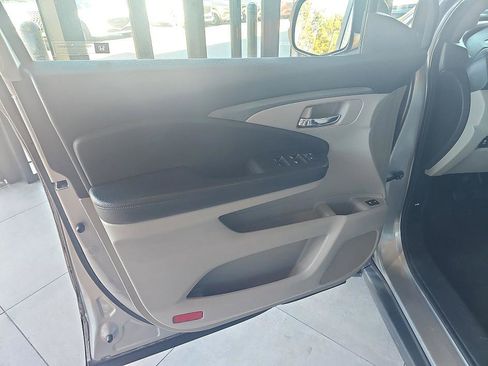 Used 2017 Honda Pilot EX-L image 11