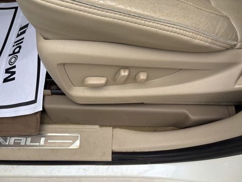 Used 2016 GMC Yukon Denali w/ Open Road Package image 29