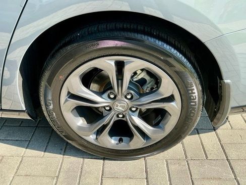 Used 2023 Honda Accord EX-L image 12