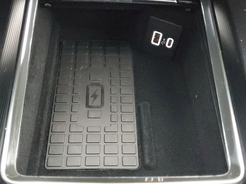 New 2026 Lincoln Corsair Premiere image 23