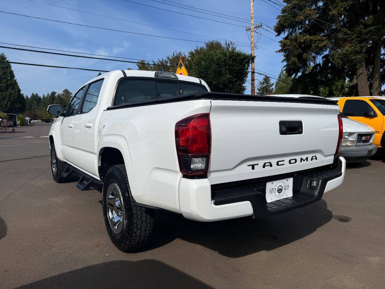 Used 2018 Toyota Tacoma SR w/ SR Convenience Package RWD image 7