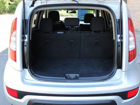 Used 2012 Kia Soul + FWD image 15