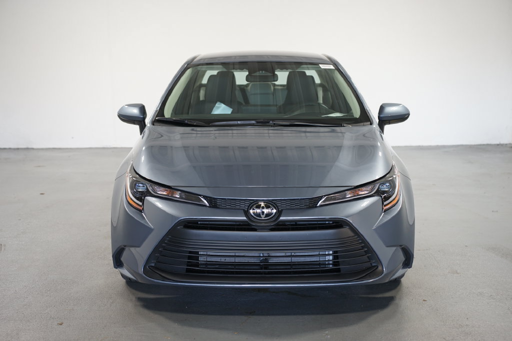 New 2027 Toyota Corolla LE FWD image 2