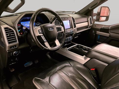 Used 2020 Ford F250 Platinum w/ FX4 Off-Road Package image 12