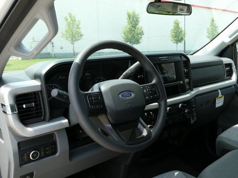 New 2025 Ford F350 XLT w/ FX4 Off-Road Package image 27