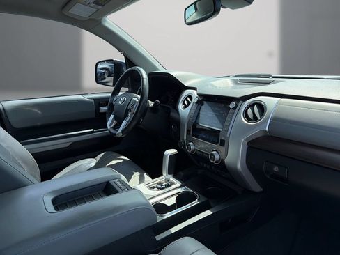 Used 2021 Toyota Tundra Limited w/ Limited Premium Package AWD/4WD image 12