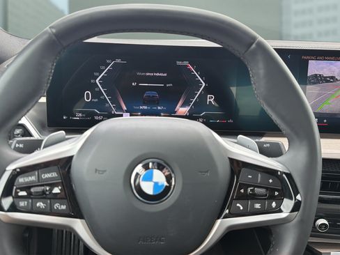 Used 2025 BMW 330i Sedan RWD image 27