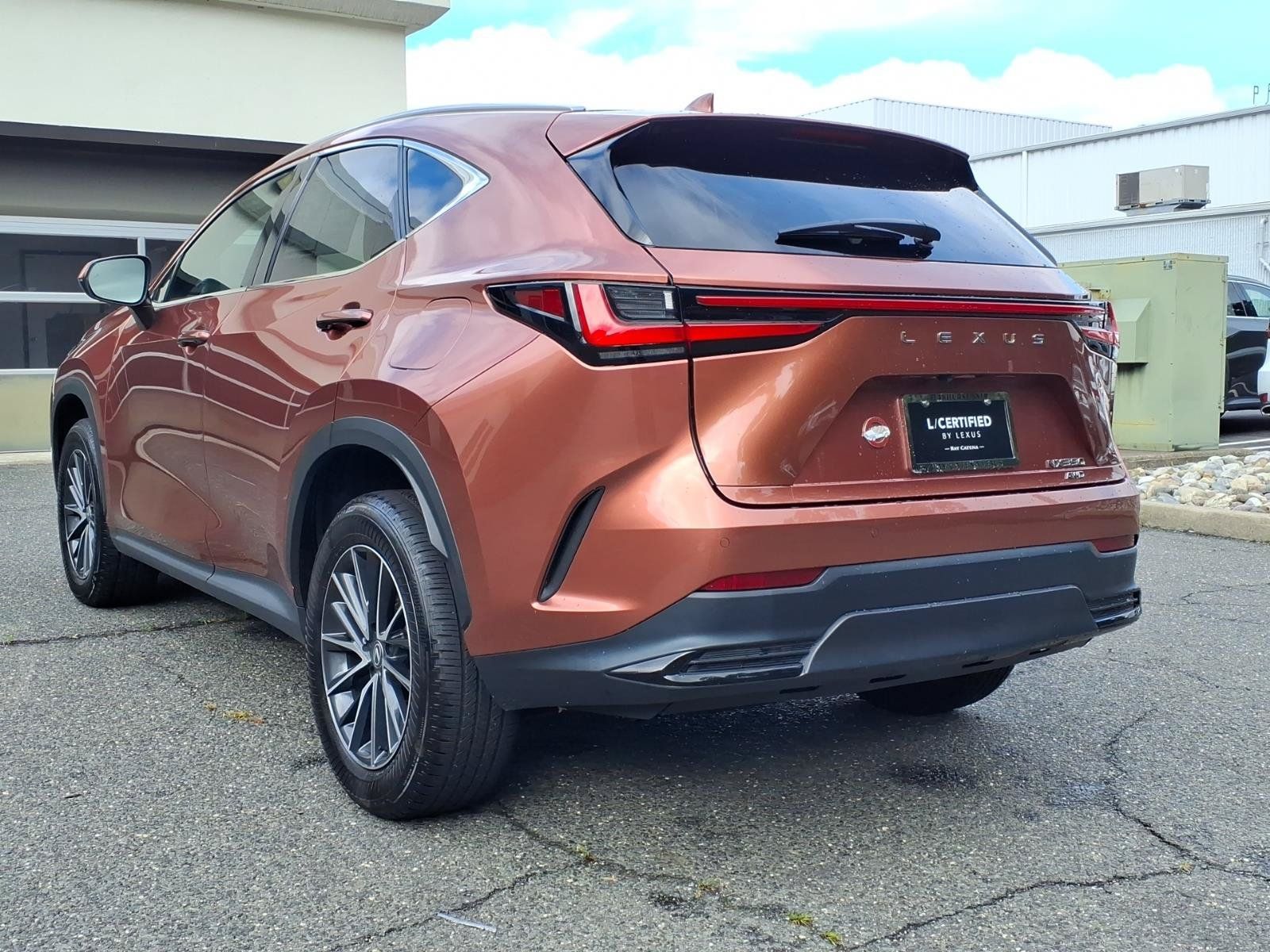 Certified 2025 Lexus NX 350 AWD w/ Accessory Package (2T) image 21