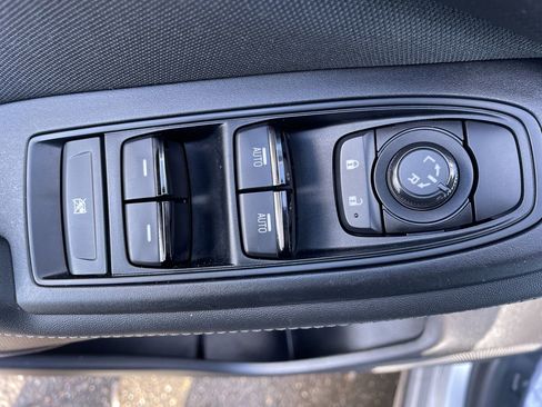 Used 2021 Subaru Forester Premium image 19