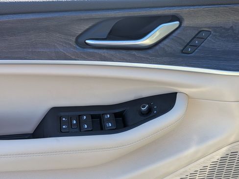 Certified 2023 Jeep Grand Cherokee L Limited w/ Luxury Tech Group II image 11