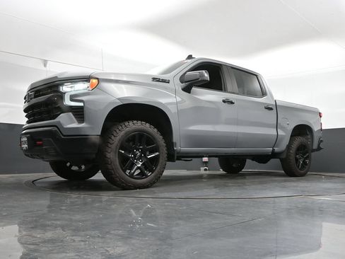 Used 2024 Chevrolet Silverado 1500 LT Trail Boss w/ Convenience Package II AWD/4WD image 44