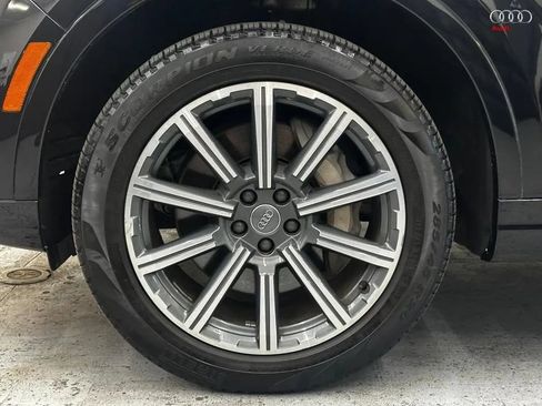 Used 2017 Audi Q7 3.0T Premium Plus w/ Premium Plus Package AWD/4WD image 36