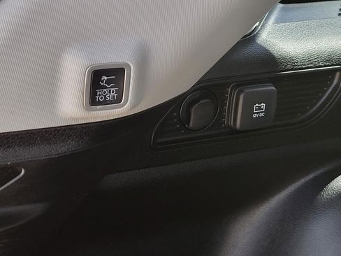 Used 2022 Jeep Grand Cherokee Limited w/ Trailer Tow Prep Group (B) image 11