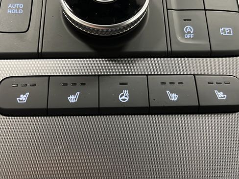 Used 2025 Hyundai Palisade Calligraphy FWD image 32