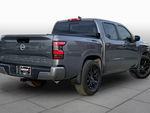 Used 2024 Nissan Frontier SV w/ SV Convenience Package RWD image 12