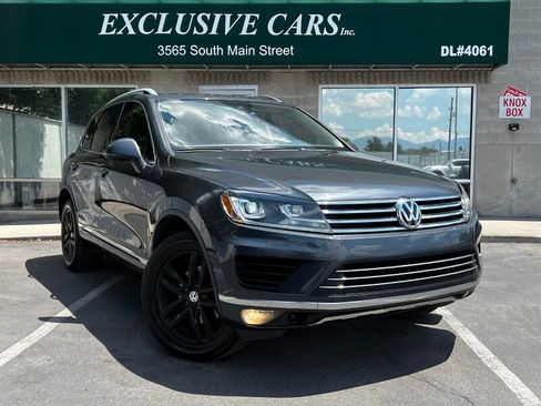 Used 2016 Volkswagen Touareg VR6 AWD/4WD image 1