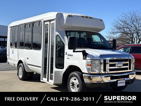 Used 2015 Ford E-350 and Econoline 350 Super Duty image 1